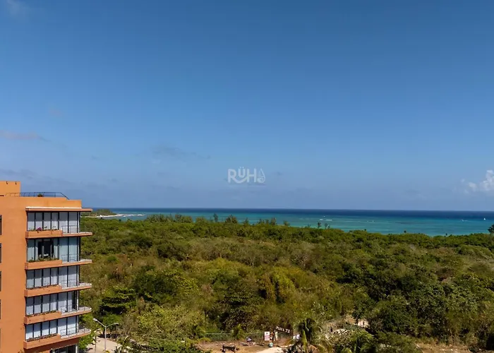 Ixuh Ocean Front Quinta Avenida 4*